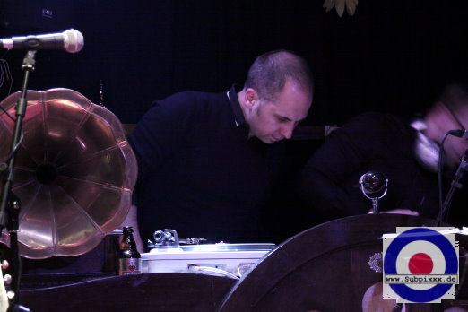 DJ Joe Travolta (D)  with DJ Savage Alex - Noels Ballroom, Leipzig 06. April 2012 (7).JPG